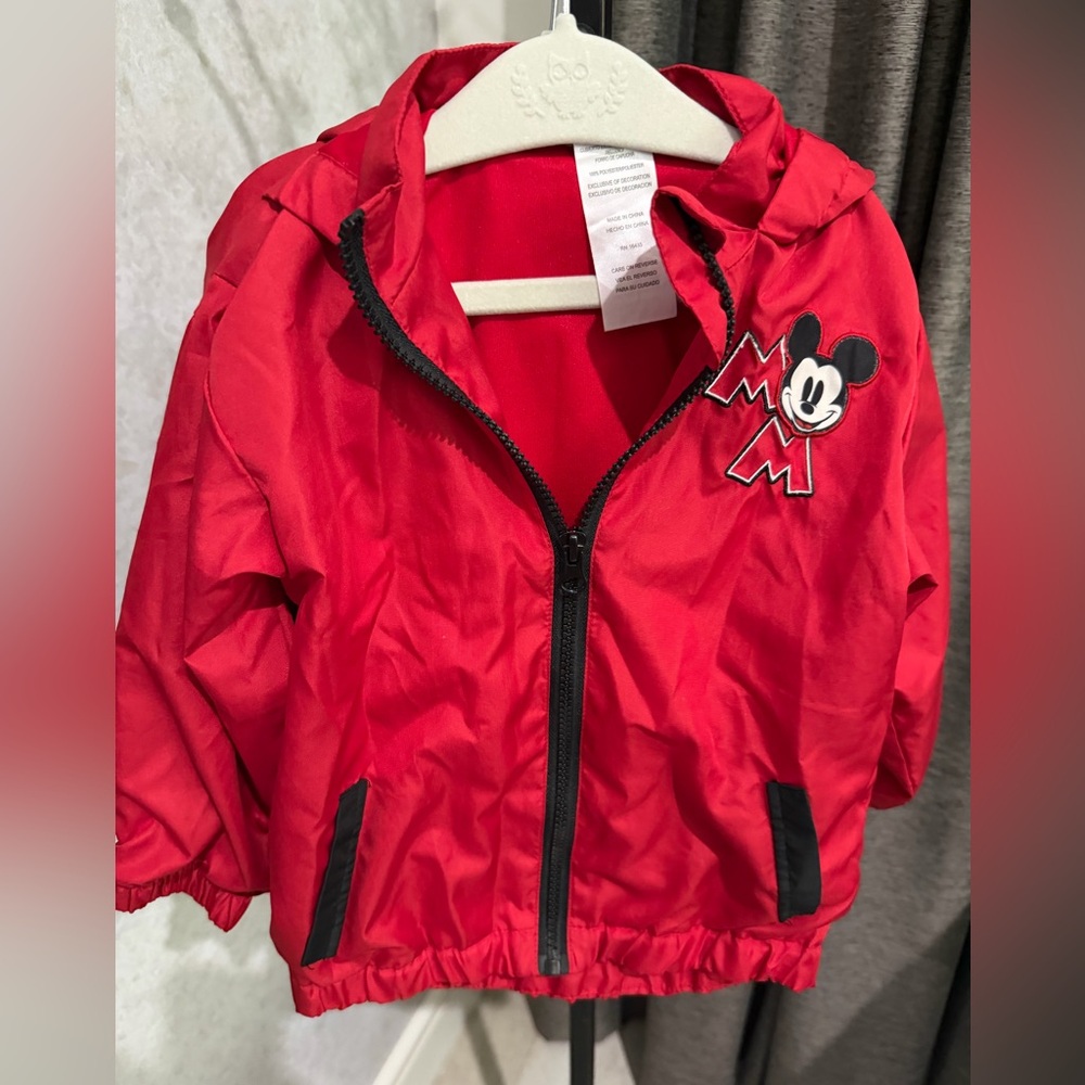 Red Mickey Mouse Kids windbreaker  Jacket size 3T like new